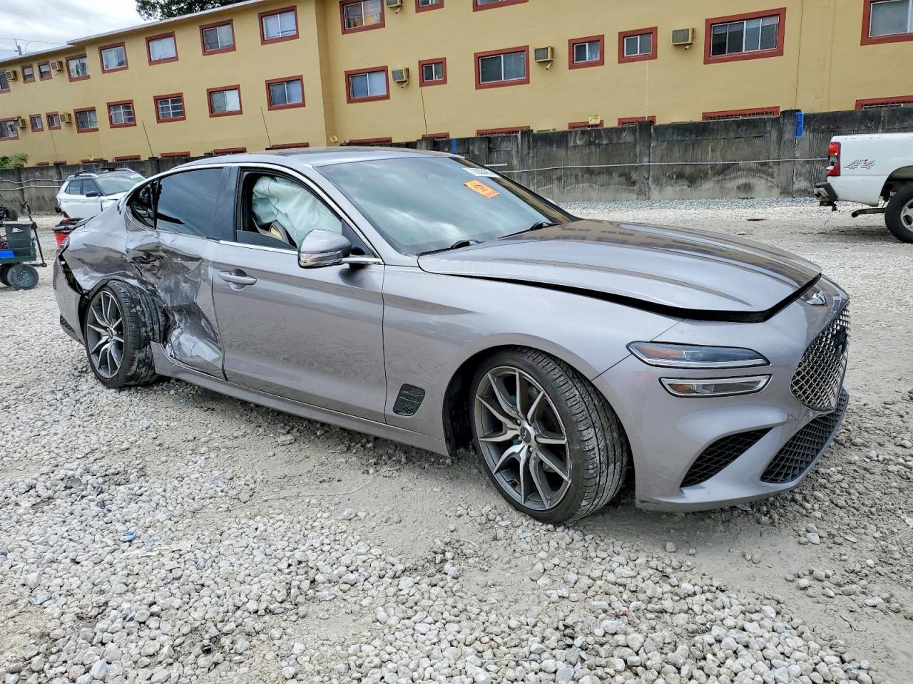 2023 GENESIS G70