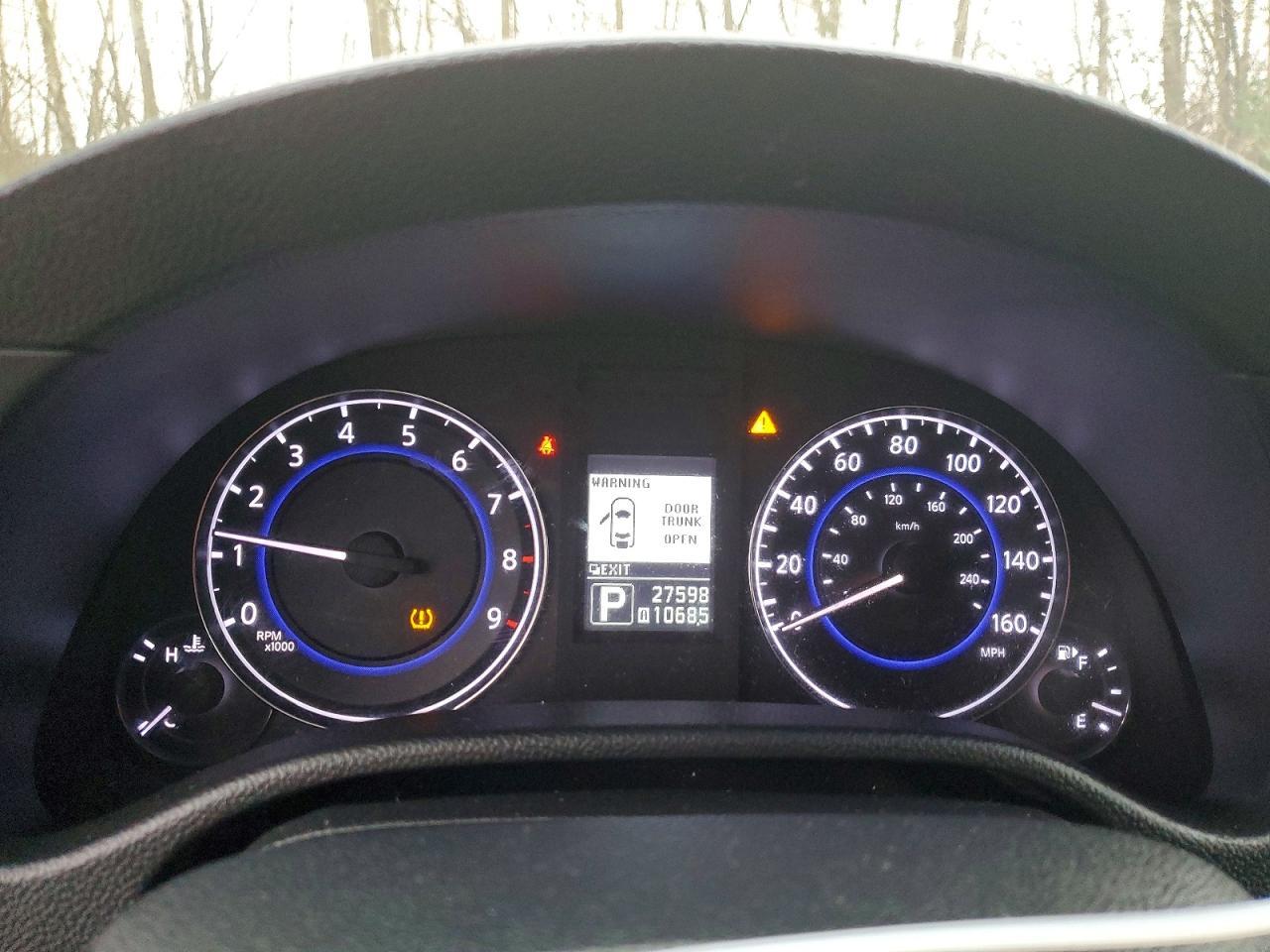 2012 INFINITI G37