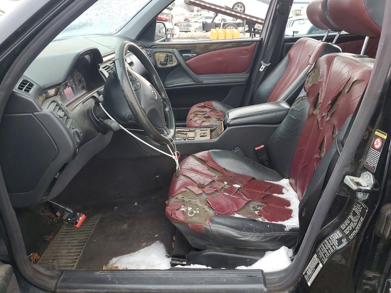 2001 MERCEDES-BENZ E-Class