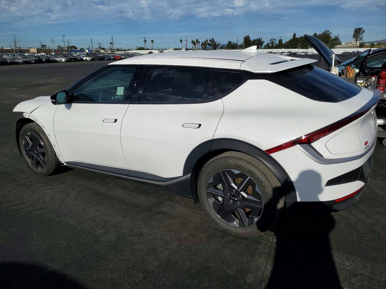 2025 KIA EV6