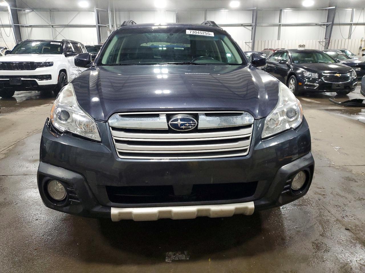 2013 SUBARU Outback