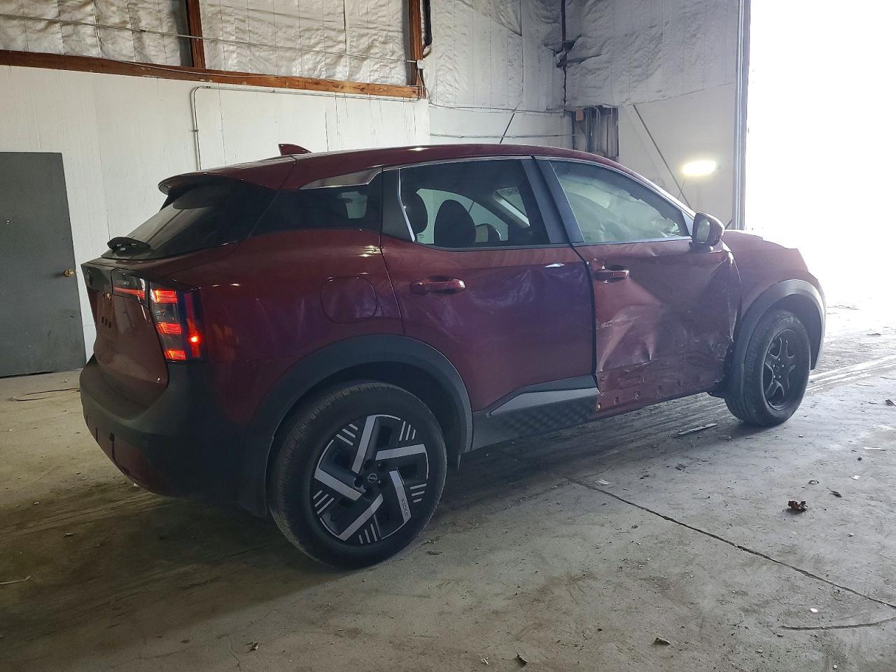 2025 NISSAN KICKS