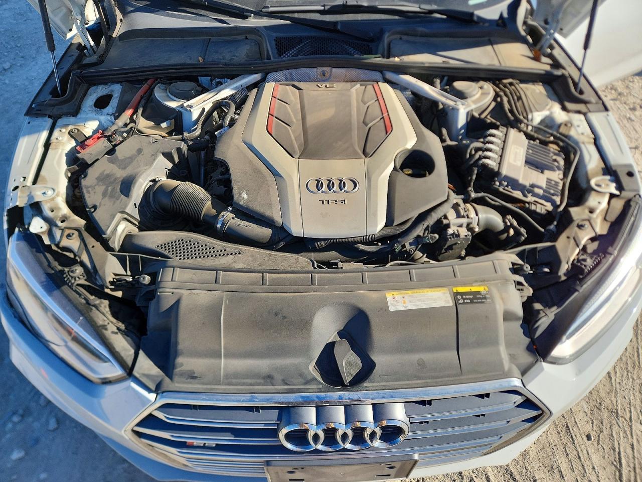 2018 AUDI S5