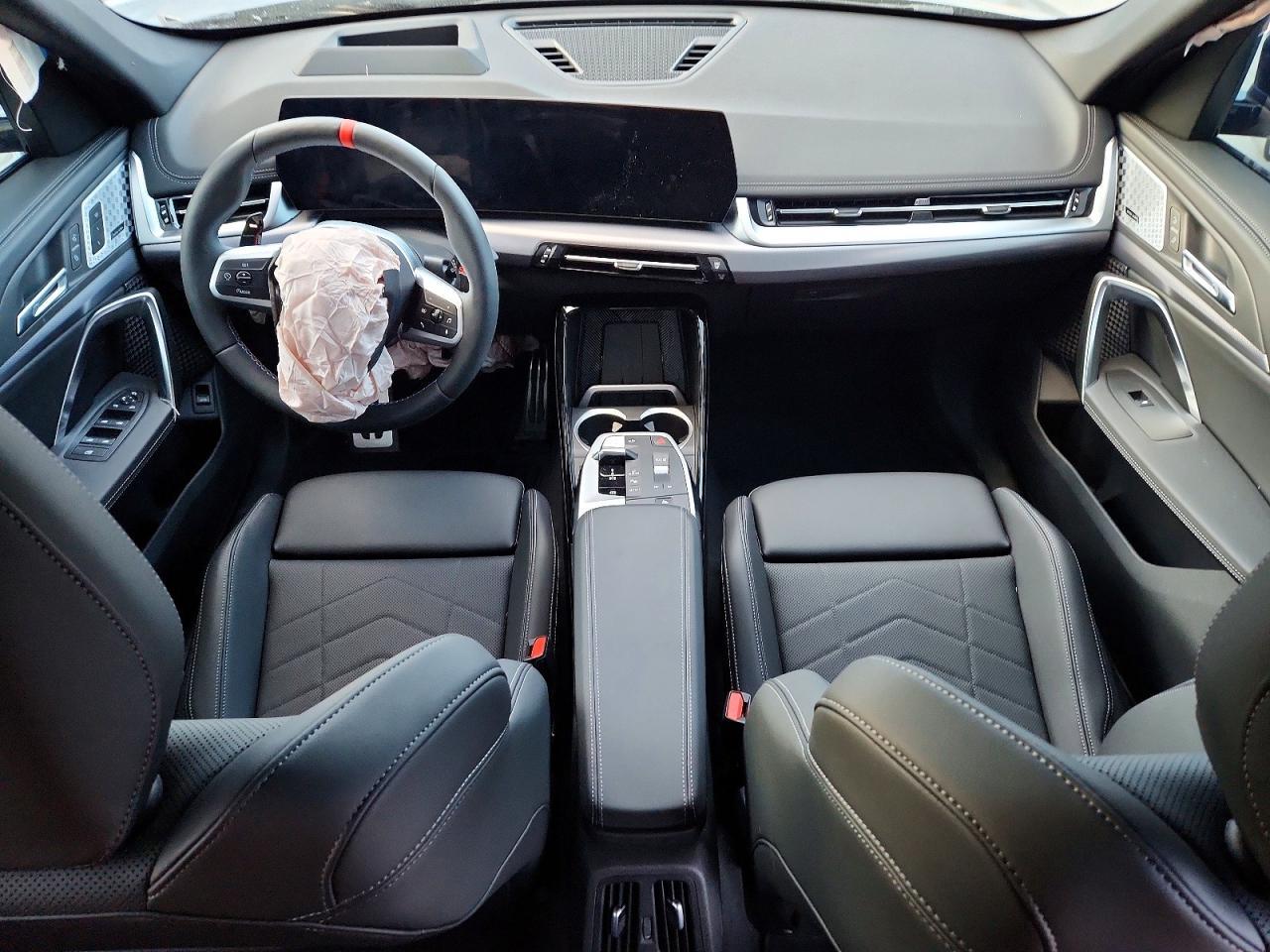 2025 BMW X1