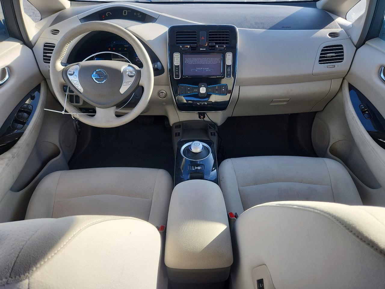 2012 NISSAN LEAF