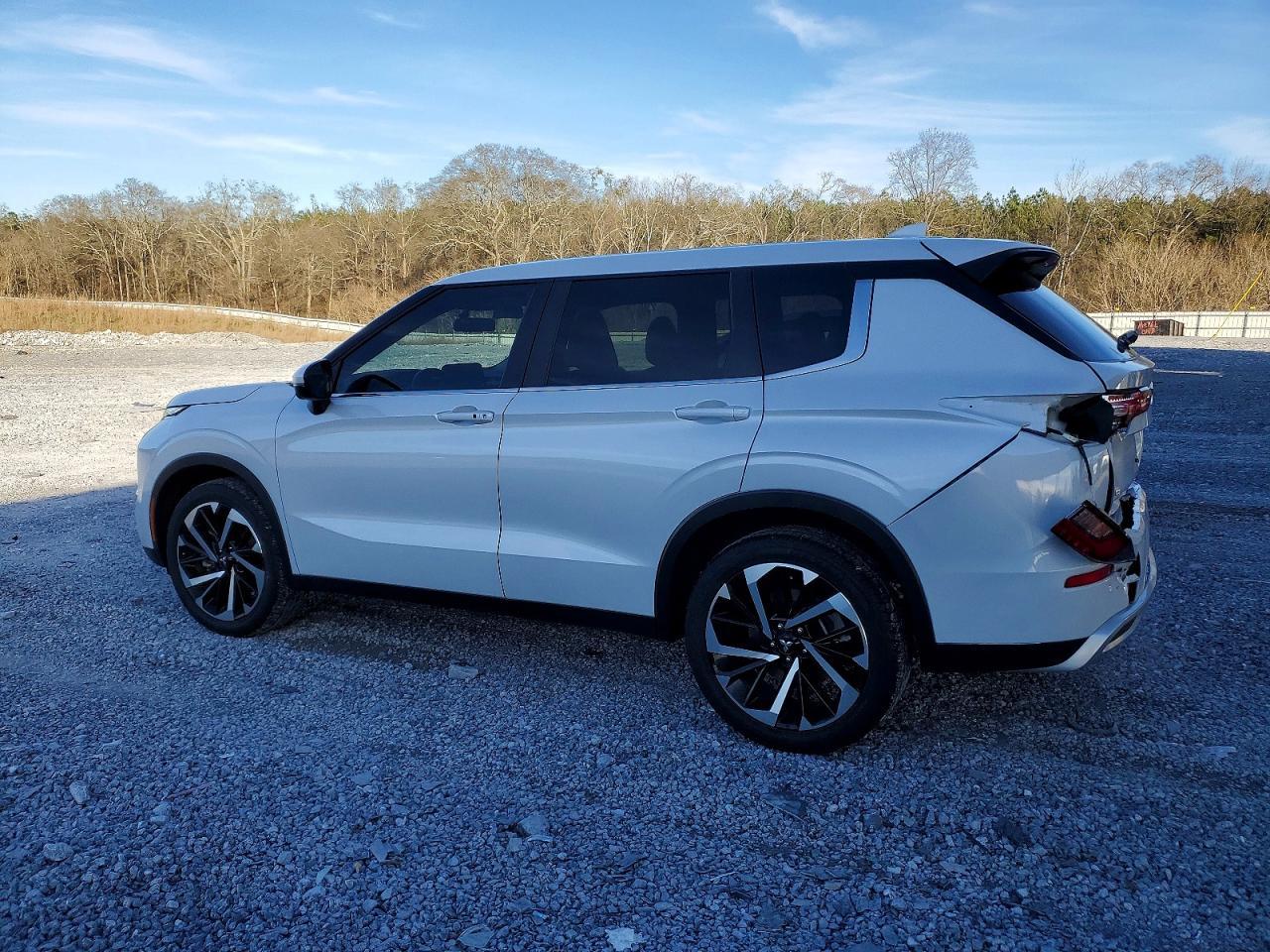 2024 MITSUBISHI outlander