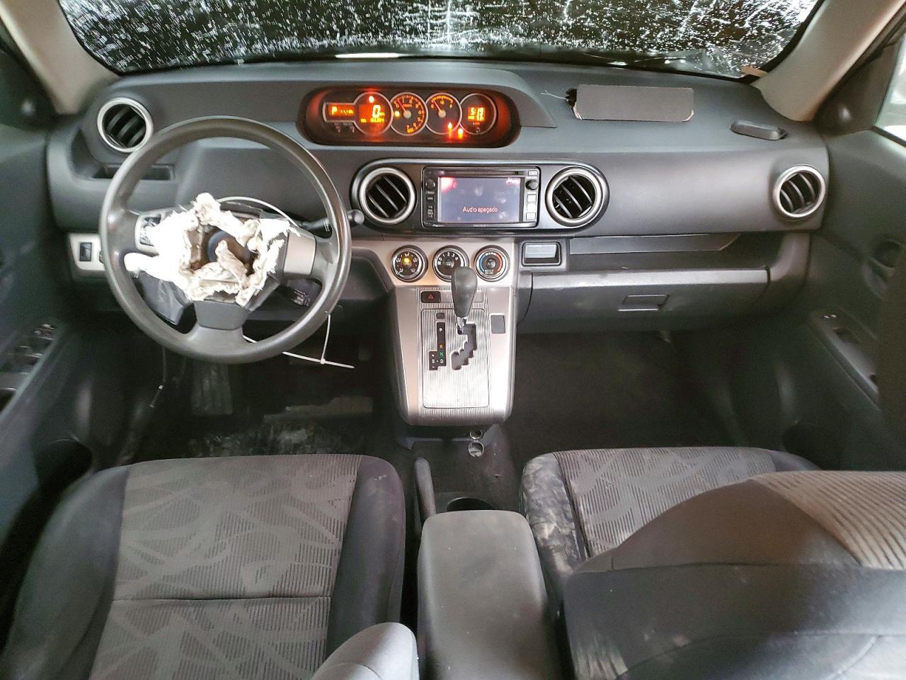 2013 TOYOTA SCION