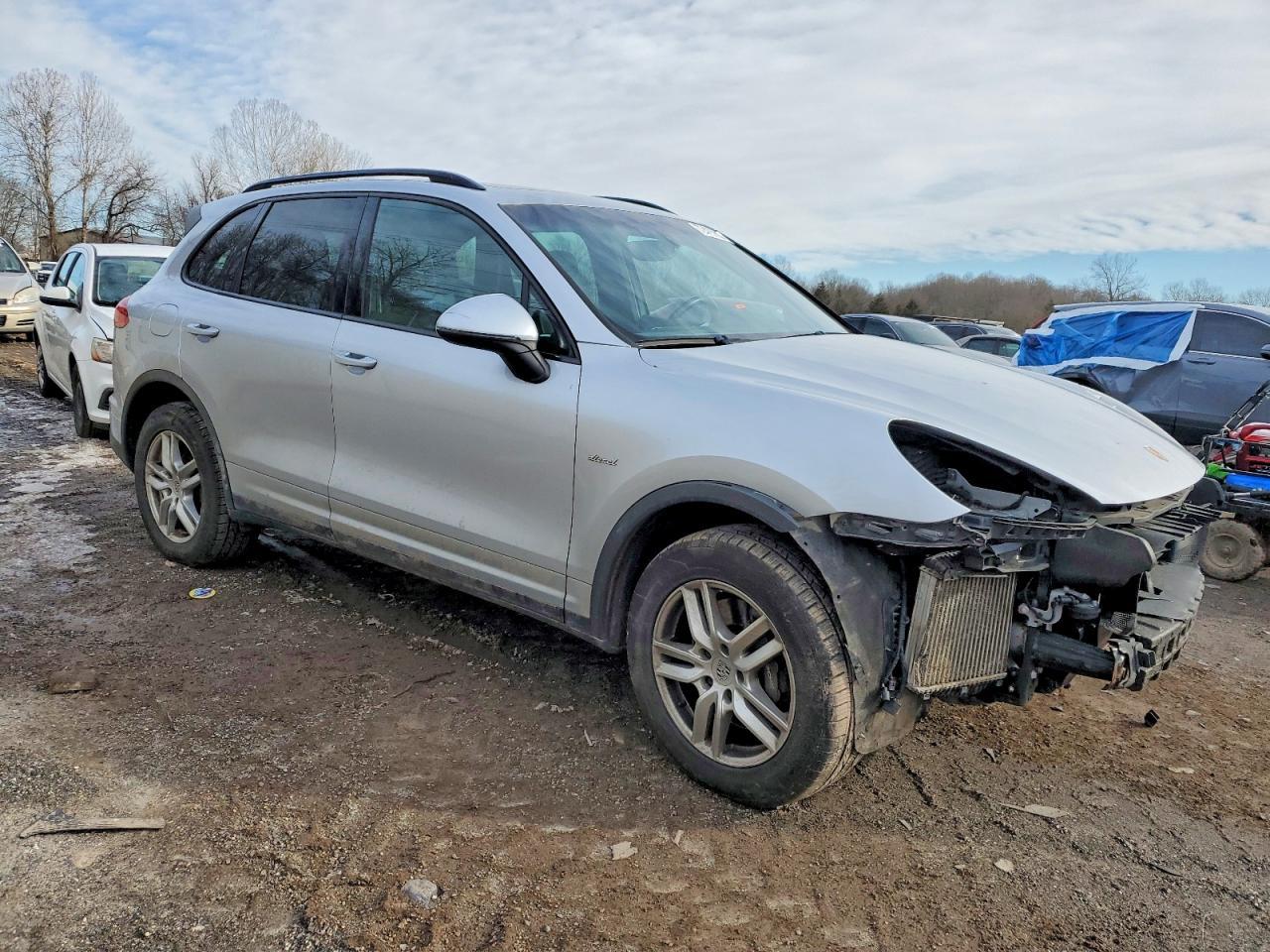 2015 PORSCHE CAYENNE