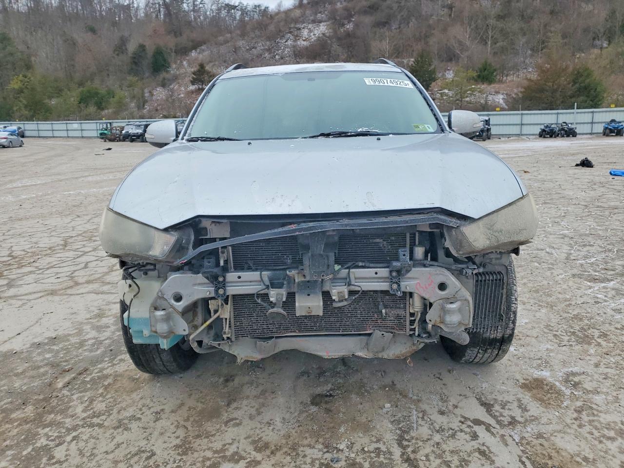 2011 MITSUBISHI outlander