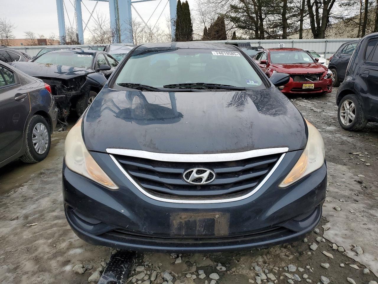 2011 HYUNDAI SONATA