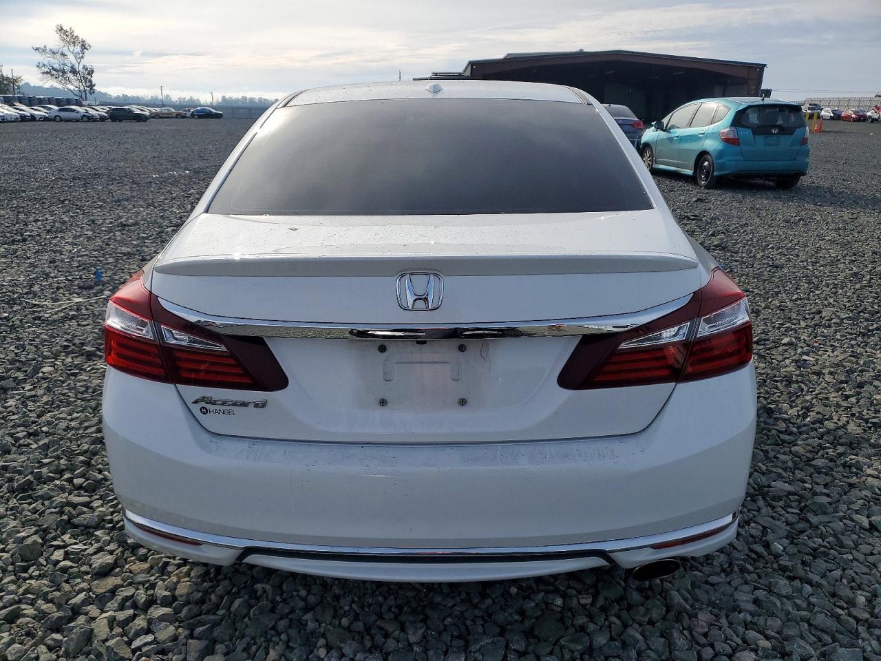 2016 HONDA ACCORD