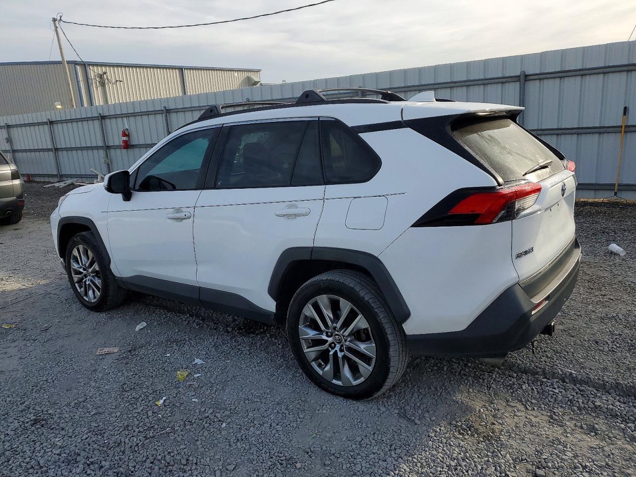 2020 TOYOTA RAV4