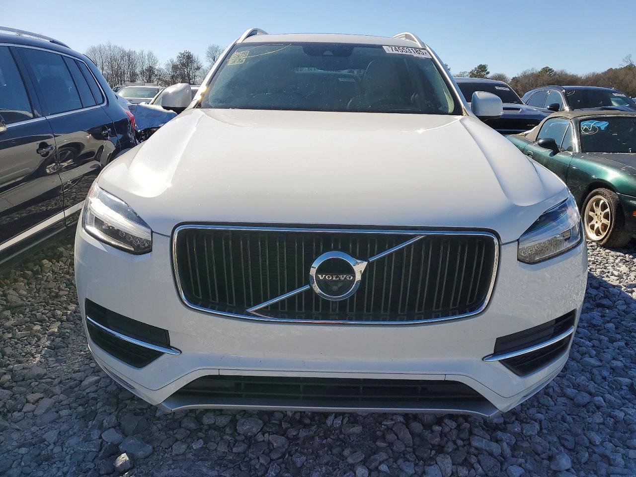 2018 VOLVO XC90