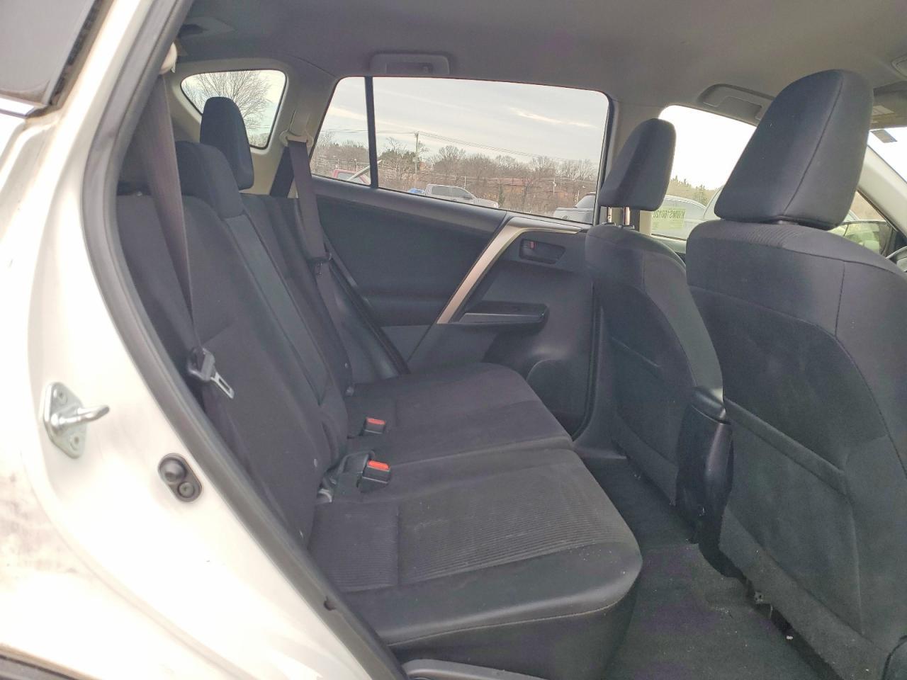 2016 TOYOTA RAV4
