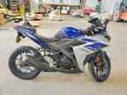 2015 YAMAHA YZFR3