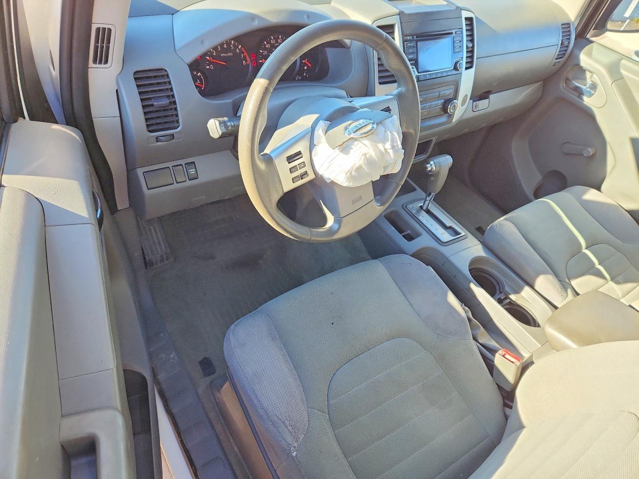 2017 NISSAN Frontier