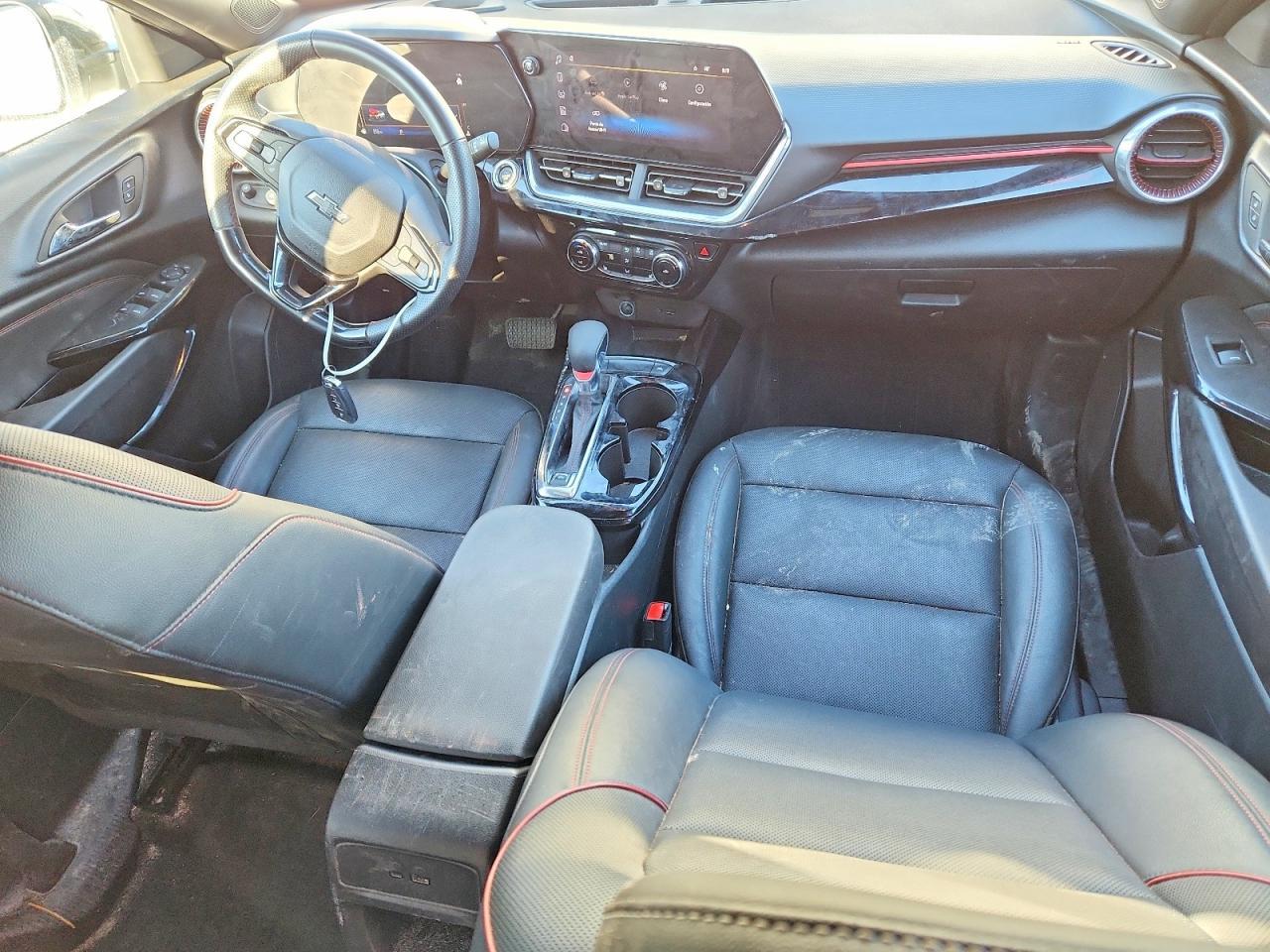 2025 CHEVROLET TRAX