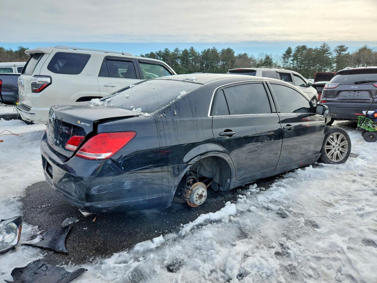 2005 TOYOTA Avalon