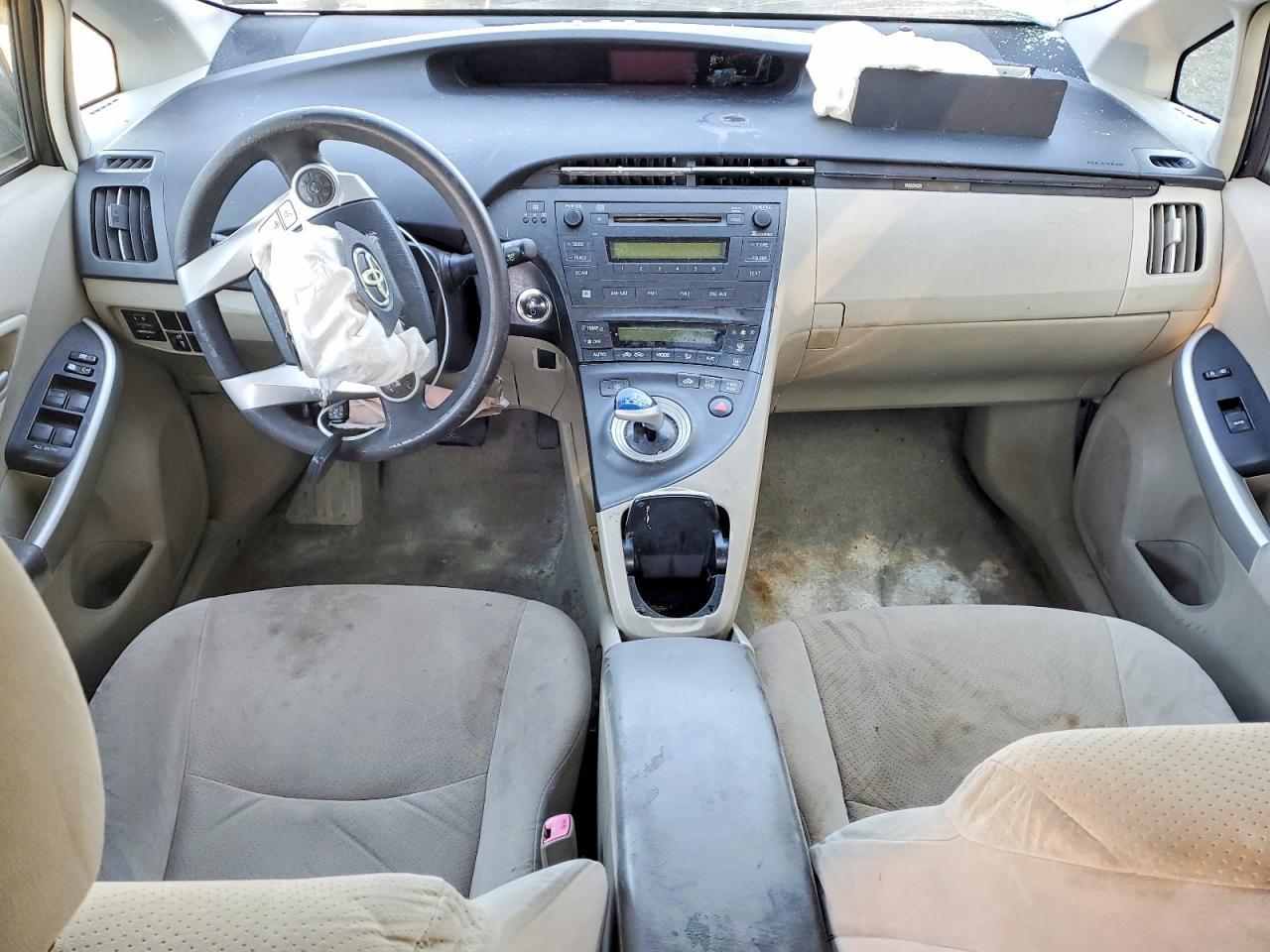 2011 TOYOTA PRIUS