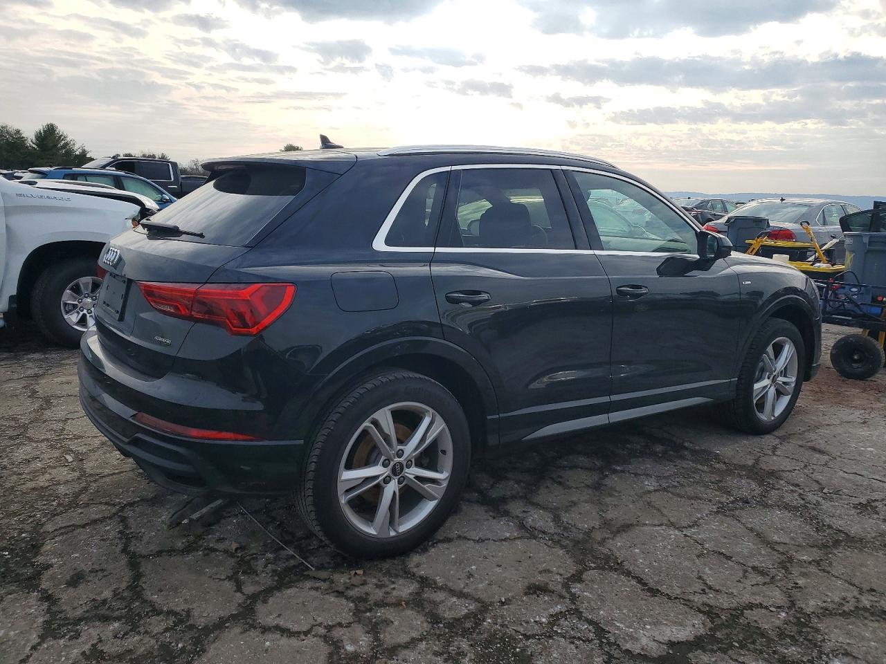 2024 AUDI Q3