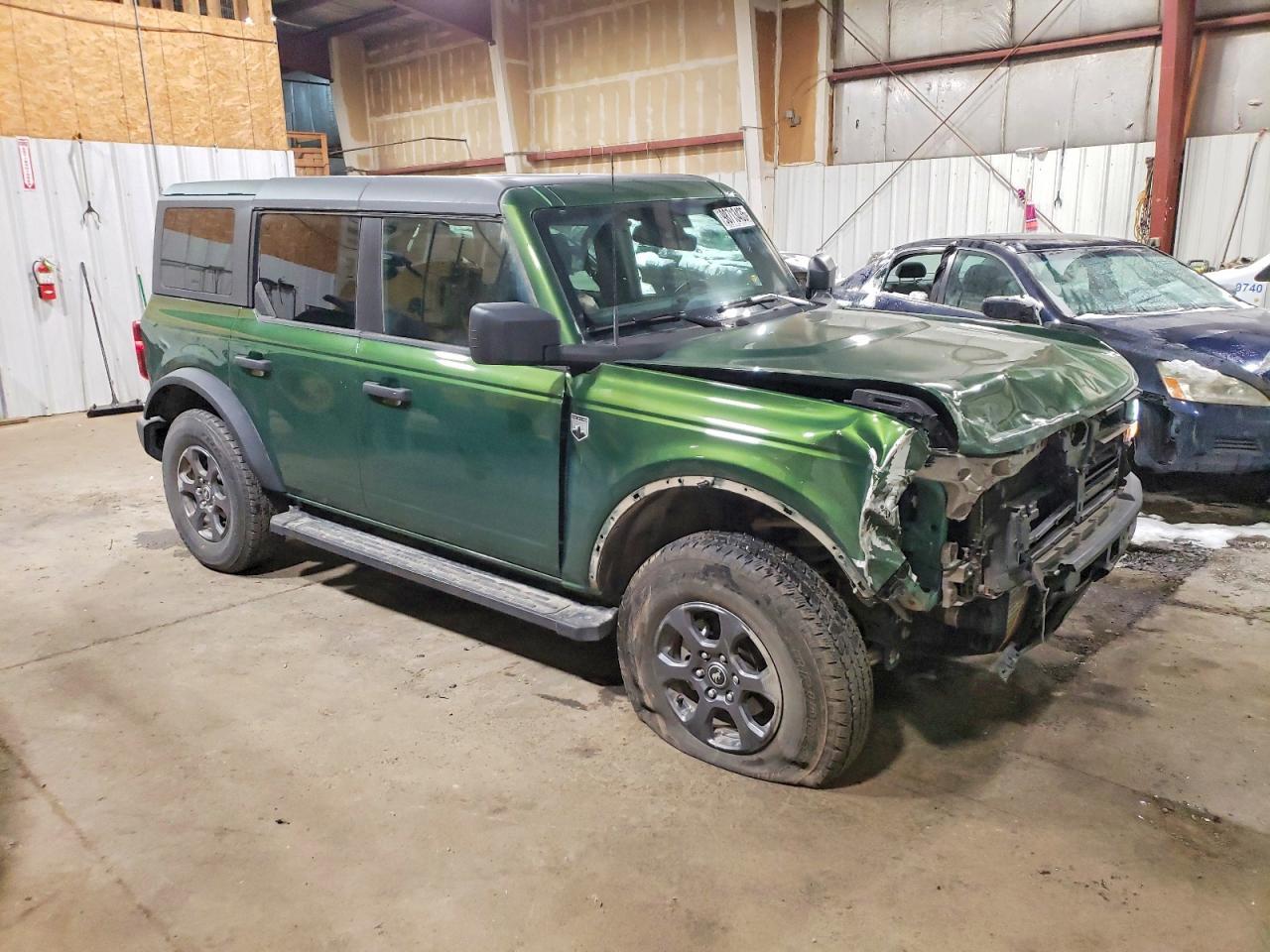 2024 FORD Bronco