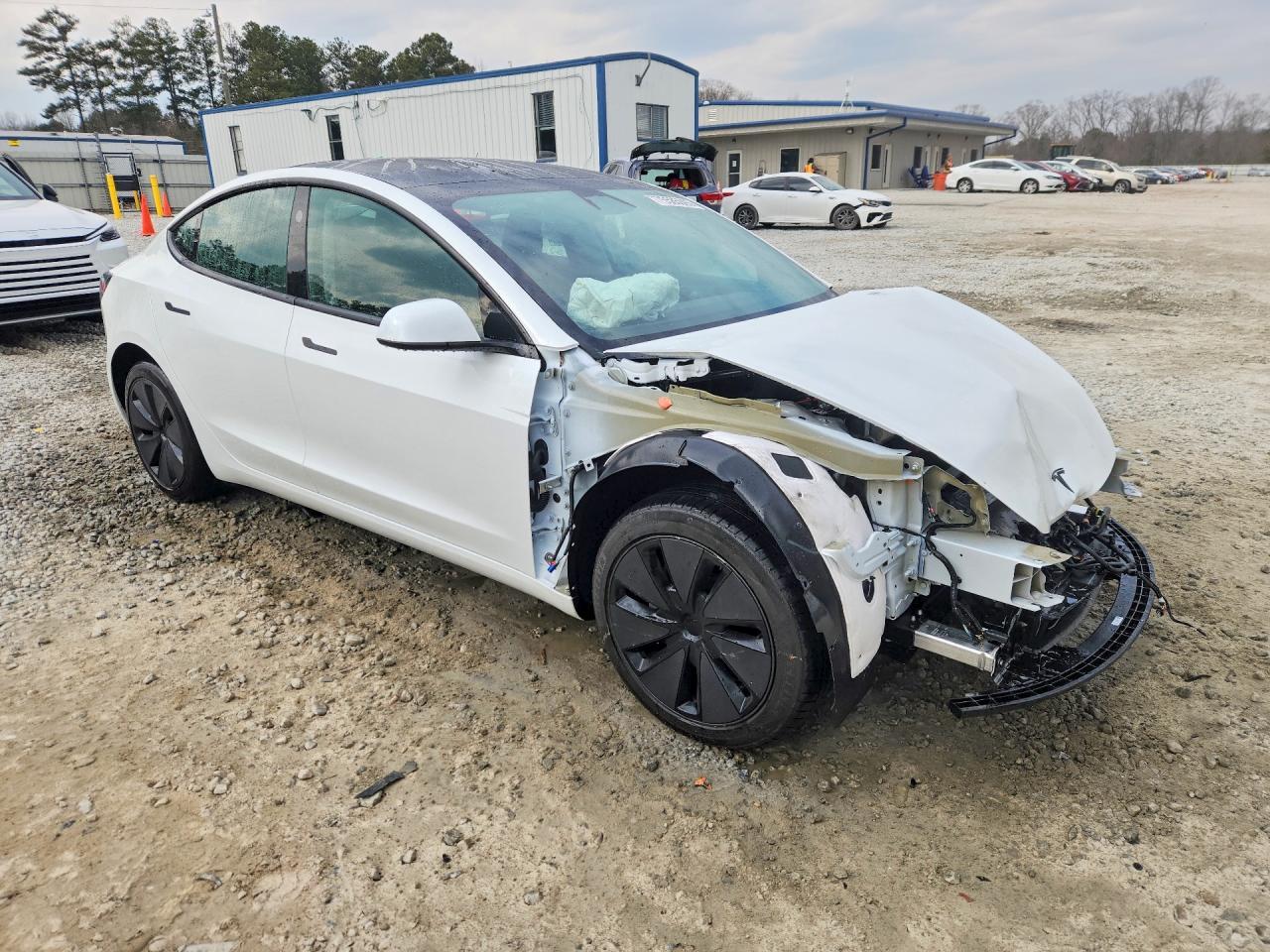 2026 TESLA MODEL 3