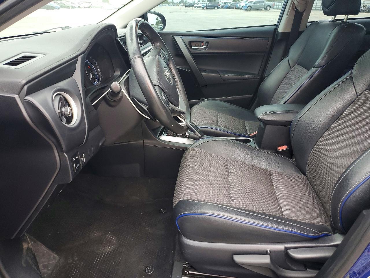 2017 TOYOTA COROLLA