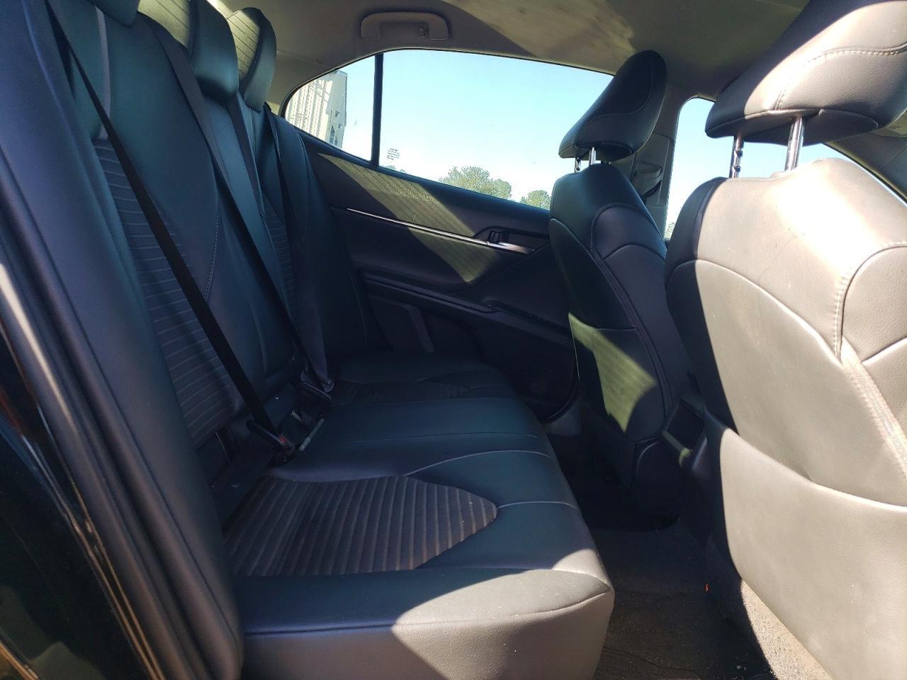 2019 TOYOTA CAMRY