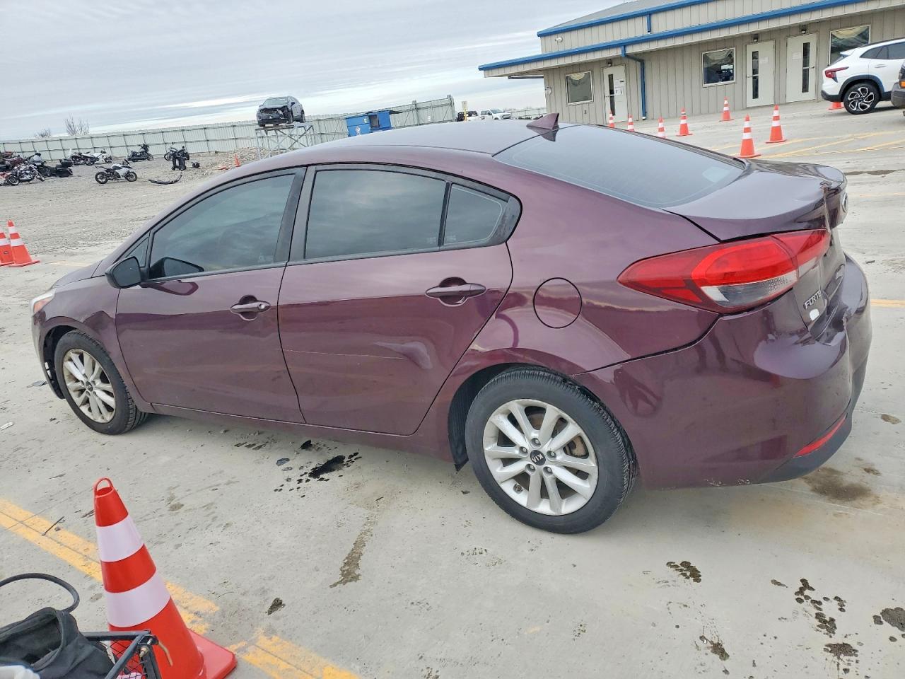 2017 KIA FORTE