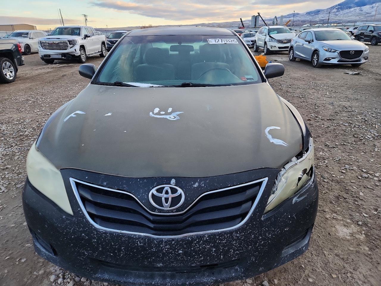 2011 TOYOTA CAMRY