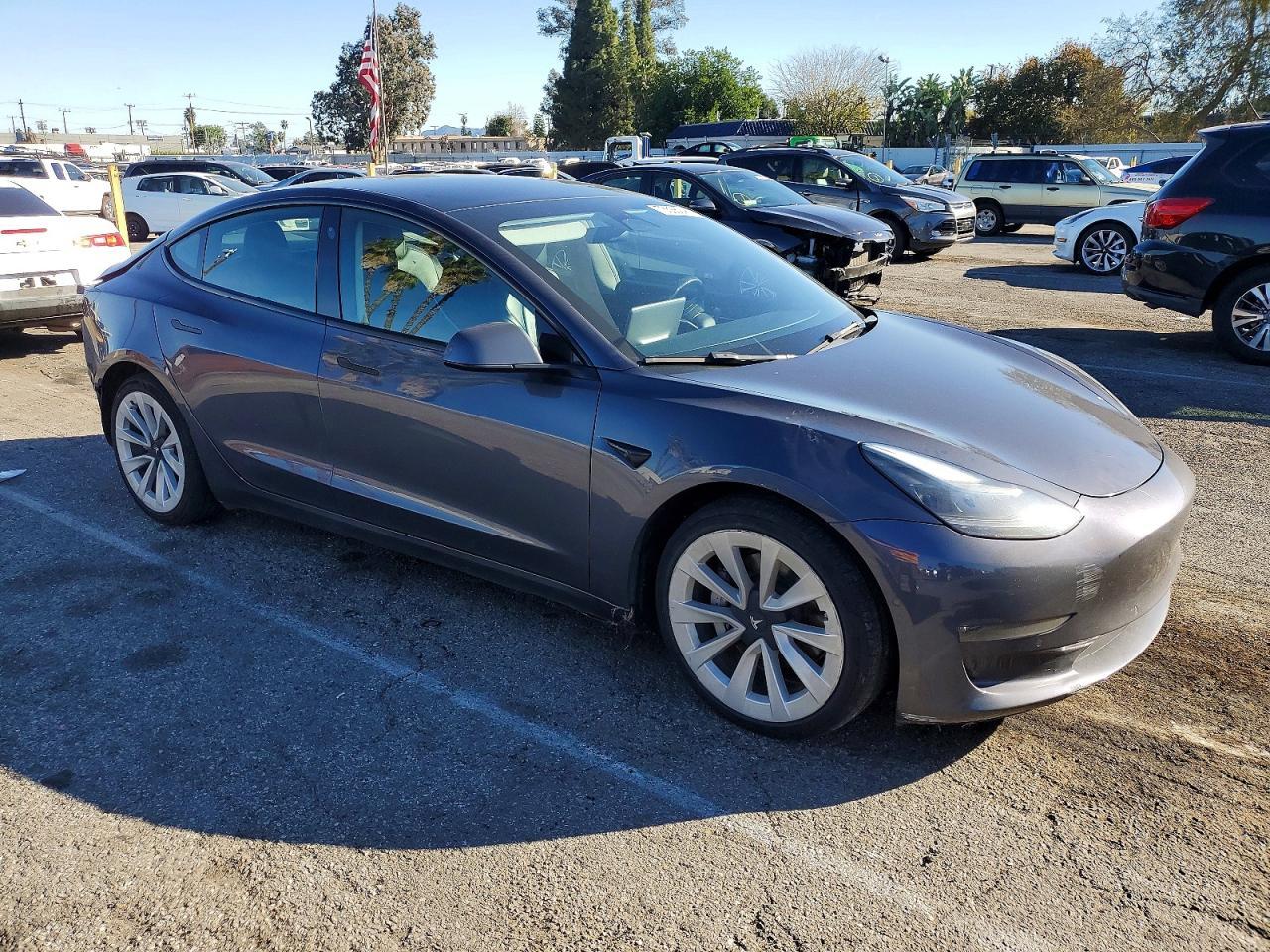 2022 TESLA MODEL 3