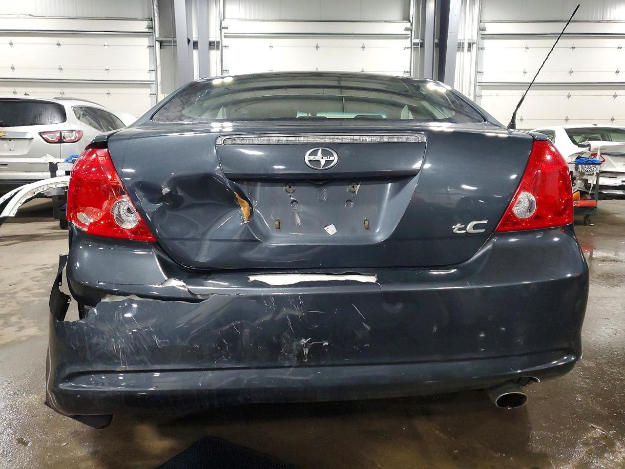 2005 TOYOTA SCION