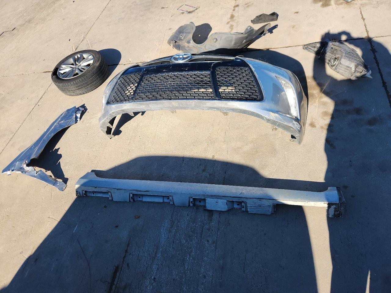 2015 TOYOTA CAMRY