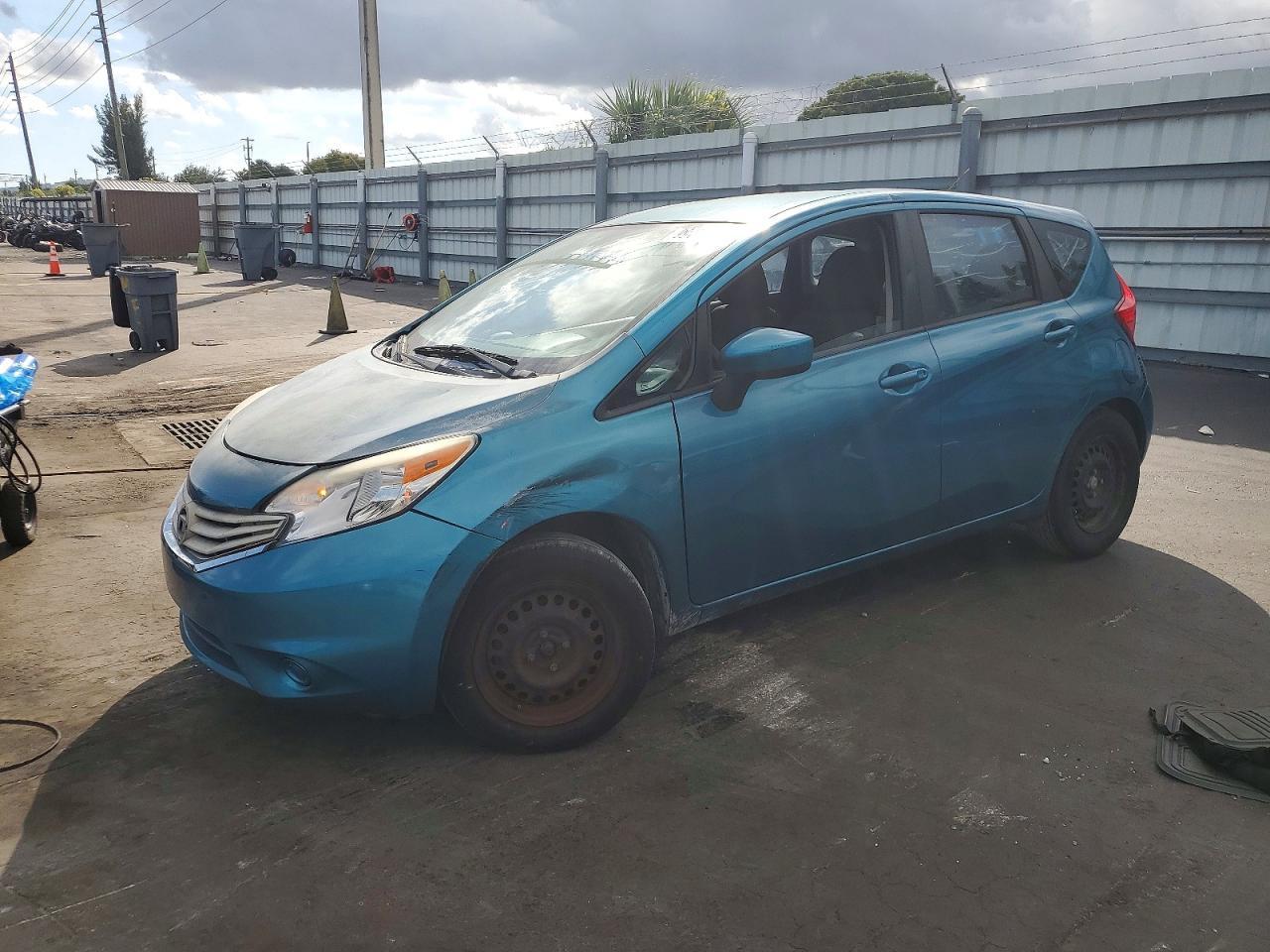2015 NISSAN Versa Note