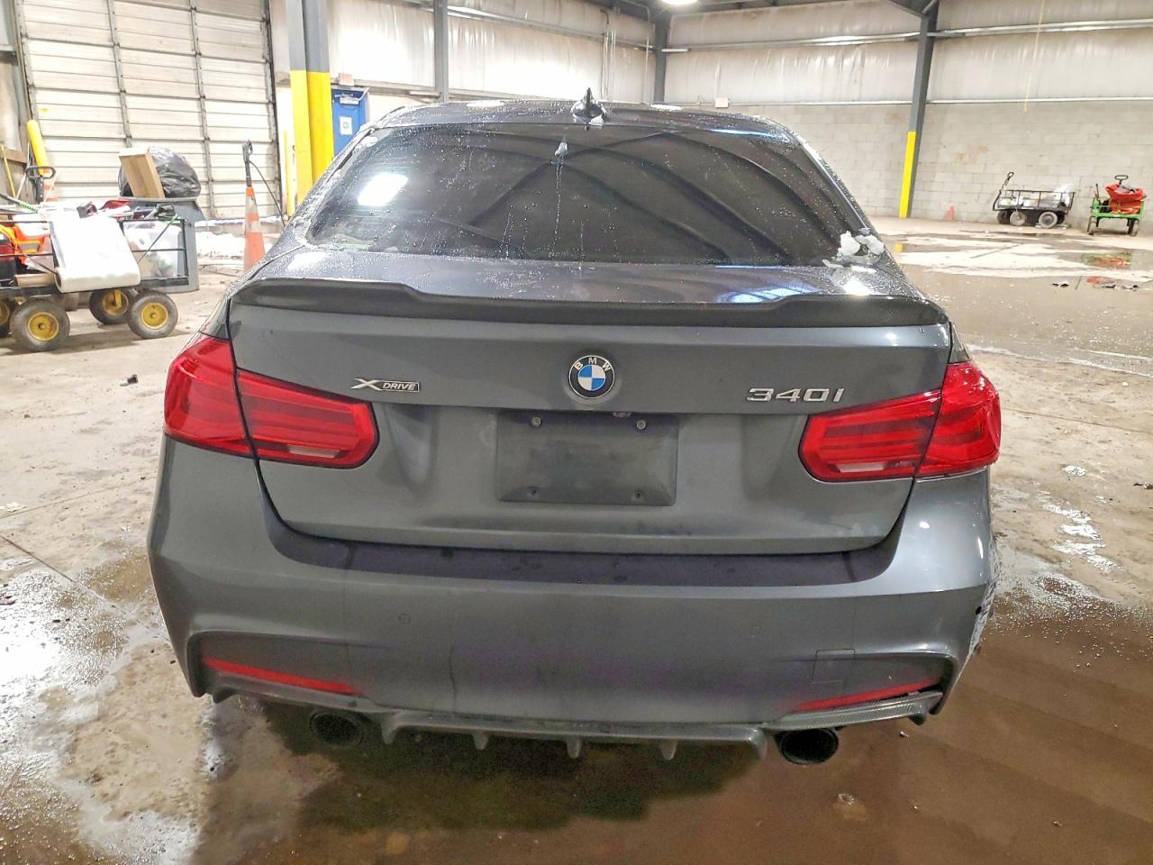 2018 BMW 3 SERIES