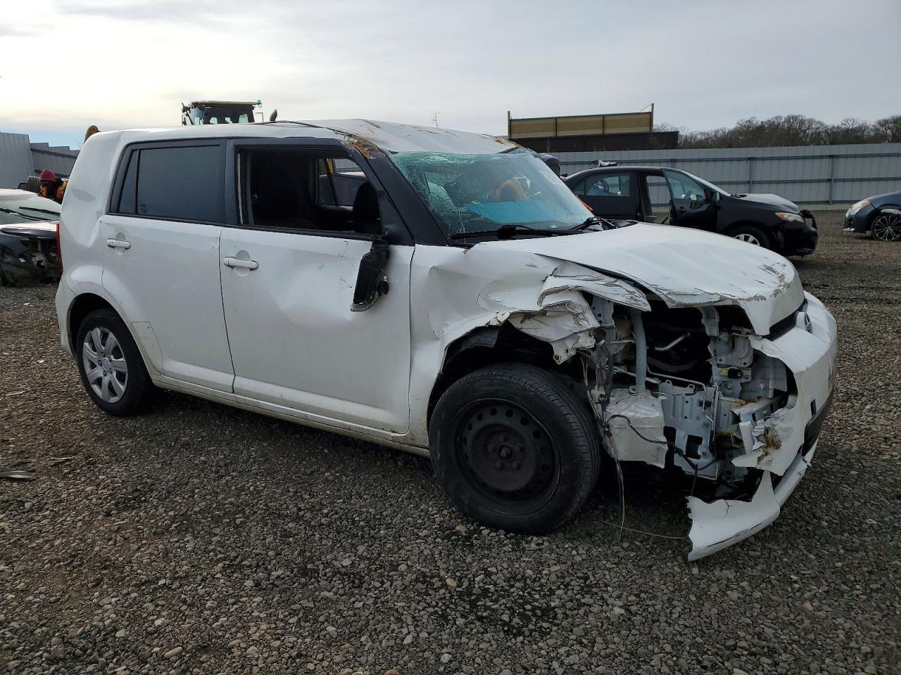 2014 TOYOTA SCION