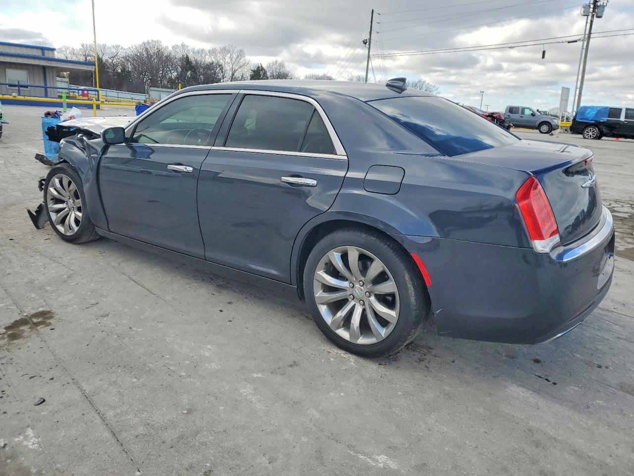 2018 CHRYSLER 300