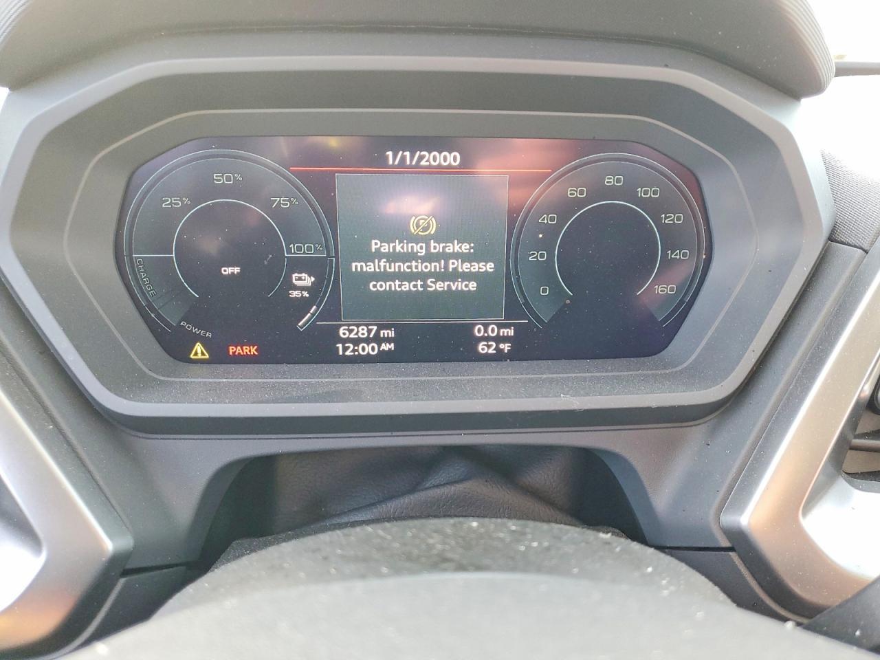 2024 AUDI Q4 e-tron