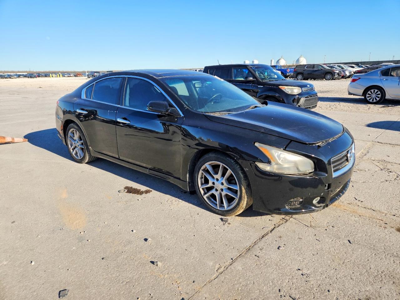 2011 NISSAN Maxima