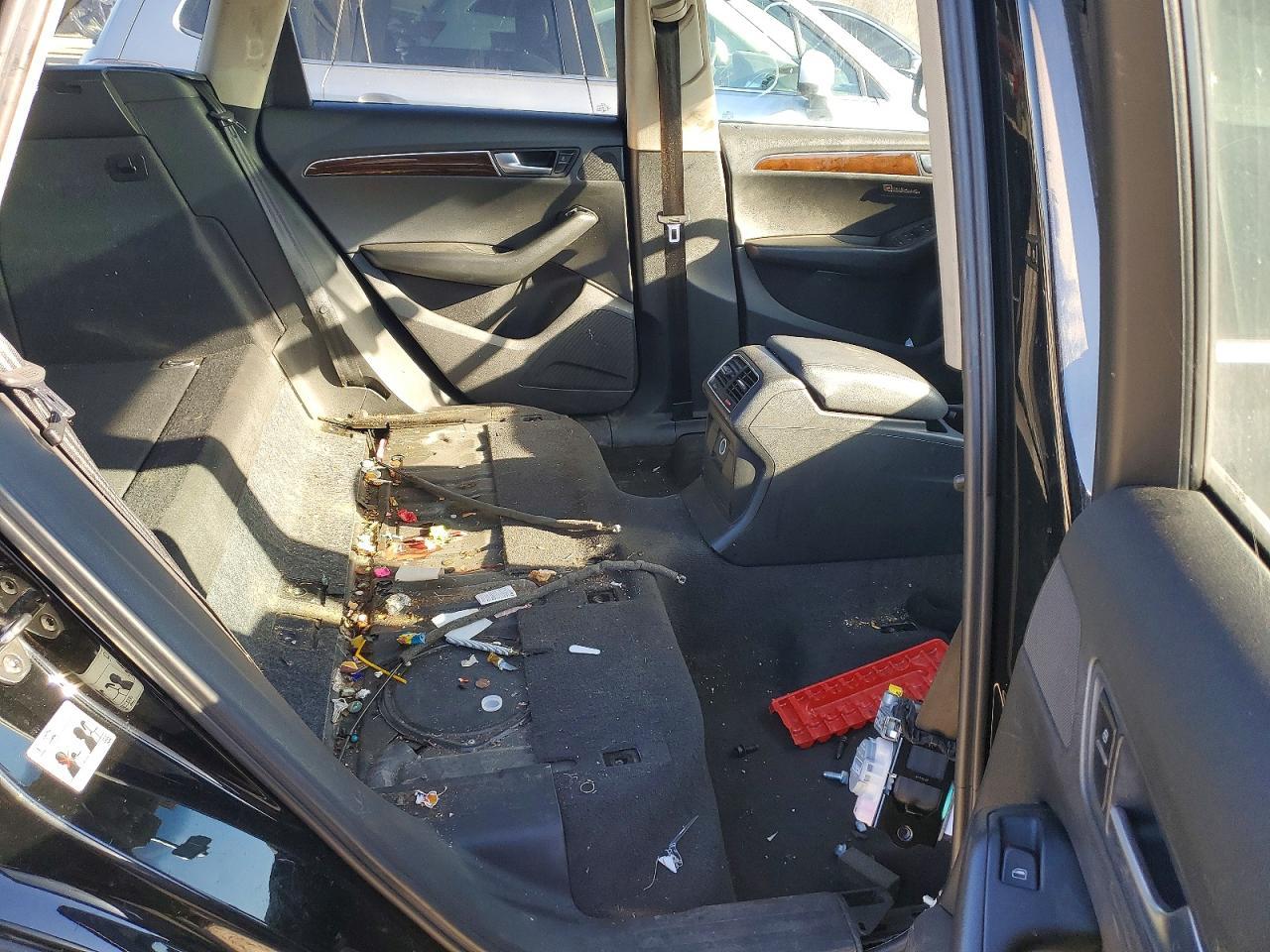 2012 AUDI Q5