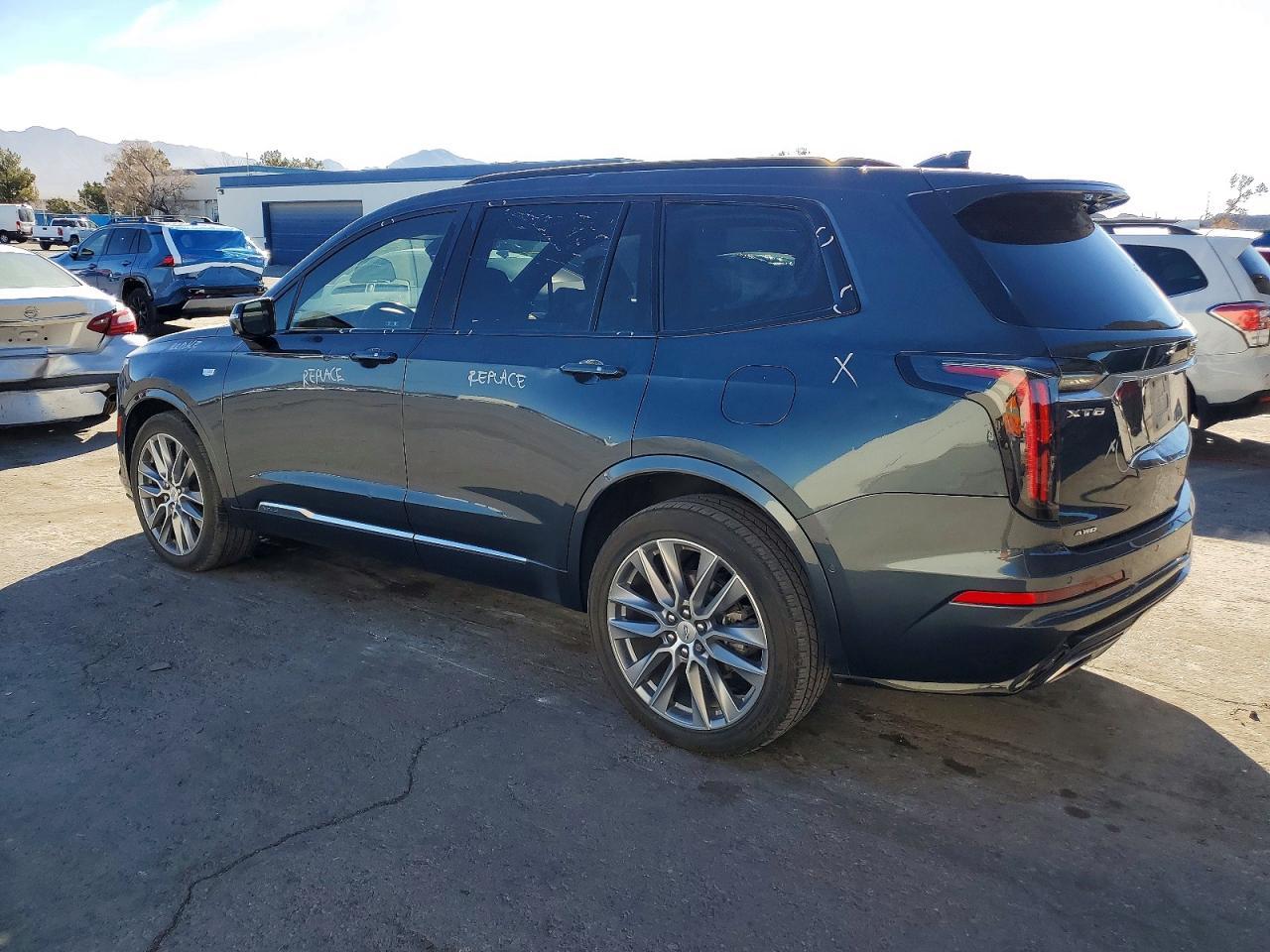 2020 CADILLAC XT6