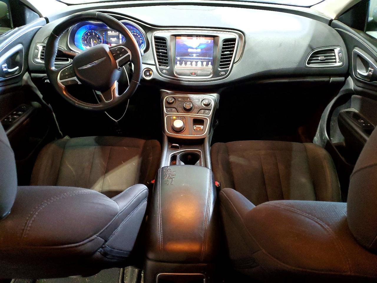2015 CHRYSLER 200