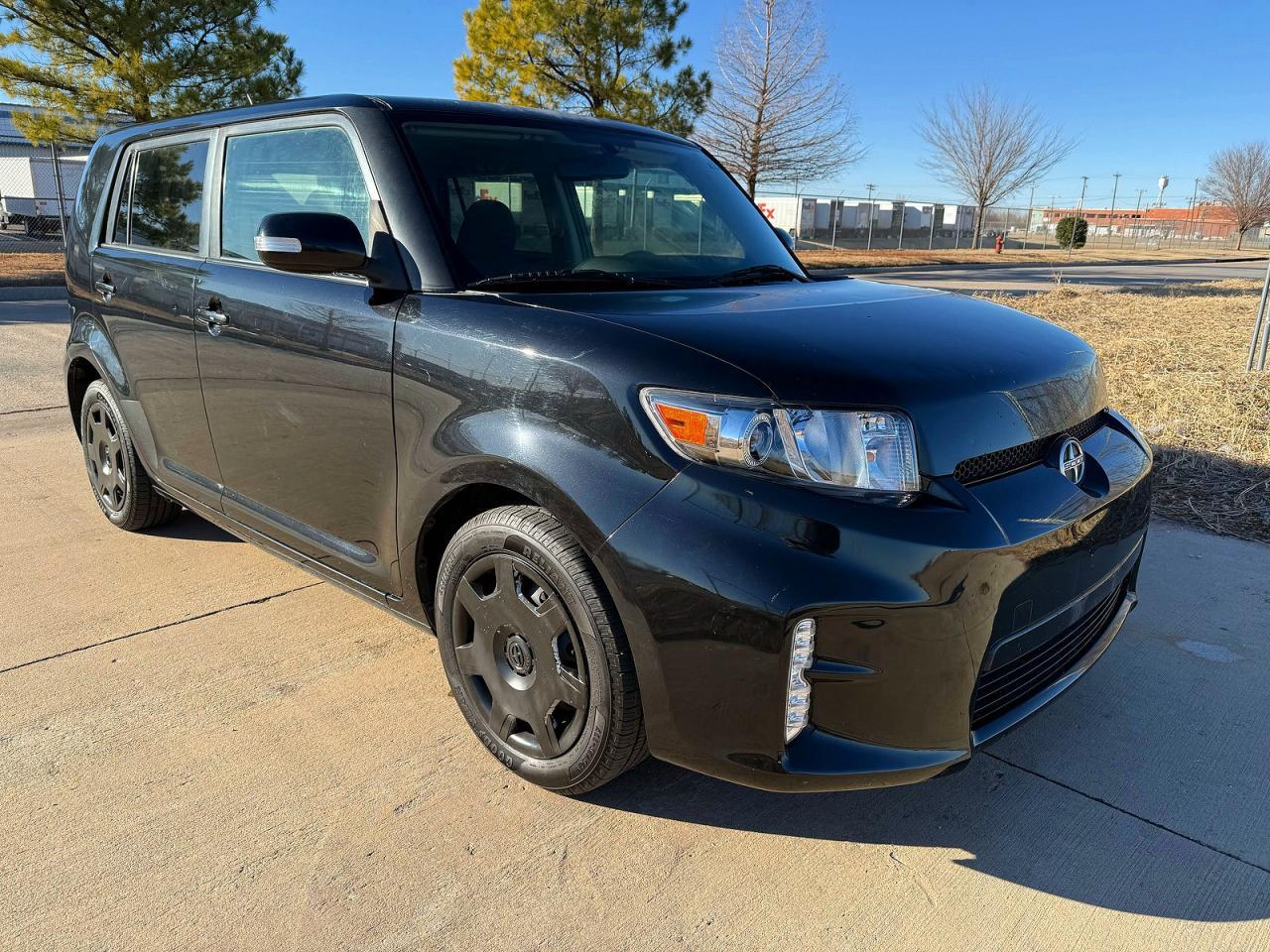 2013 TOYOTA SCION
