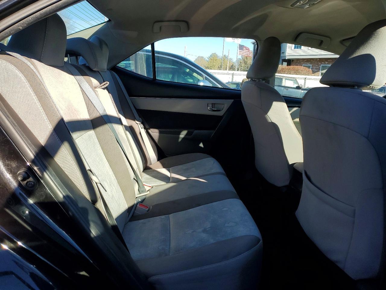 2017 TOYOTA COROLLA
