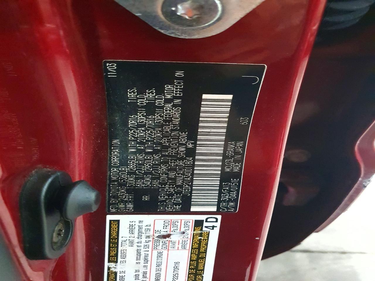 2004 TOYOTA HIGHLANDER