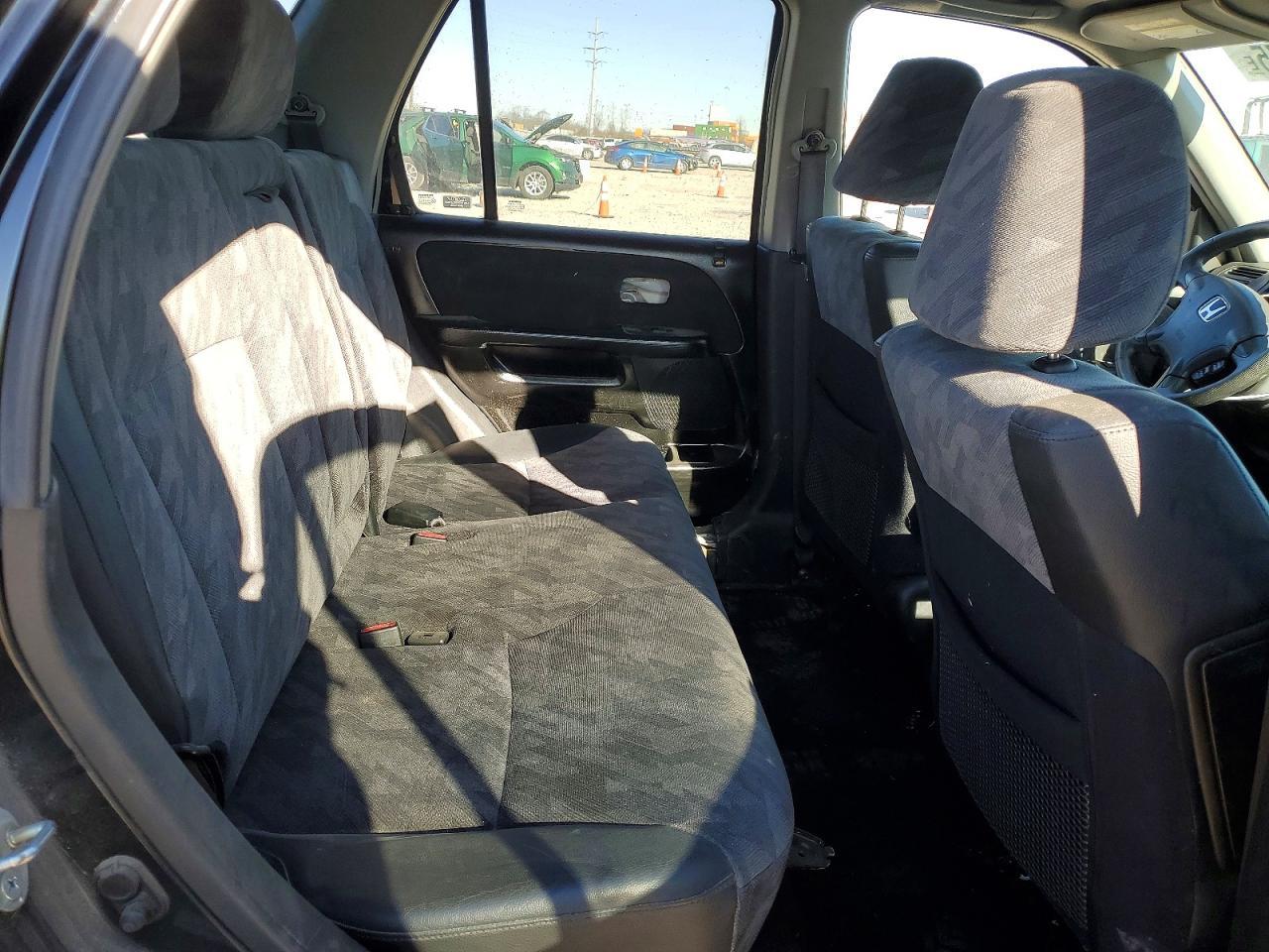 2004 HONDA CR-V