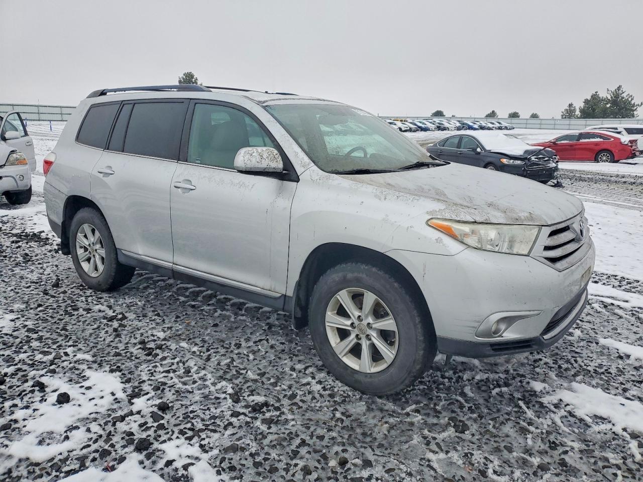 2011 TOYOTA HIGHLANDER