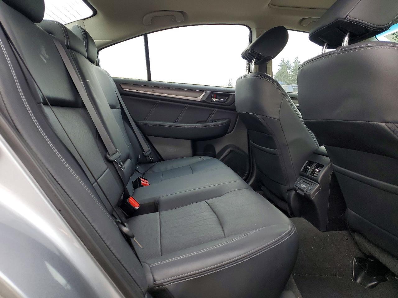2018 SUBARU Legacy