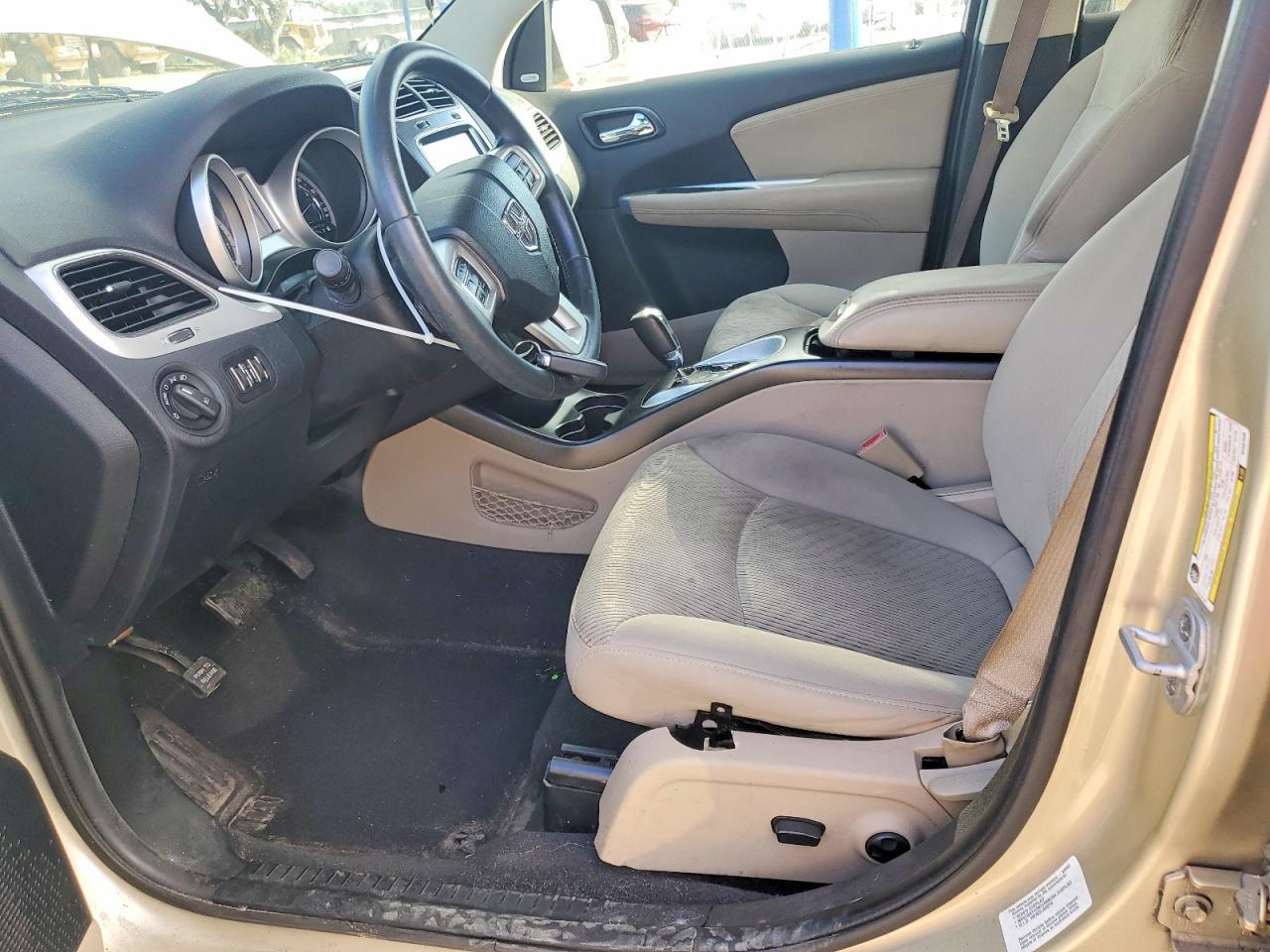 2011 DODGE JOURNEY