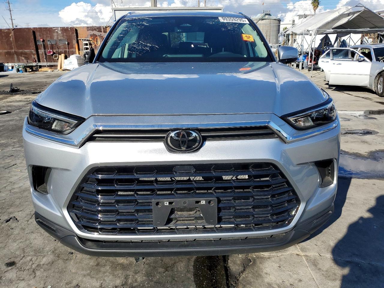 2025 TOYOTA HIGHLANDER